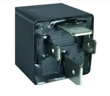 [RE-14013] RELAY 4 TERMINALES 2 ANCHOS 2 FINOS 24V 40AMP 